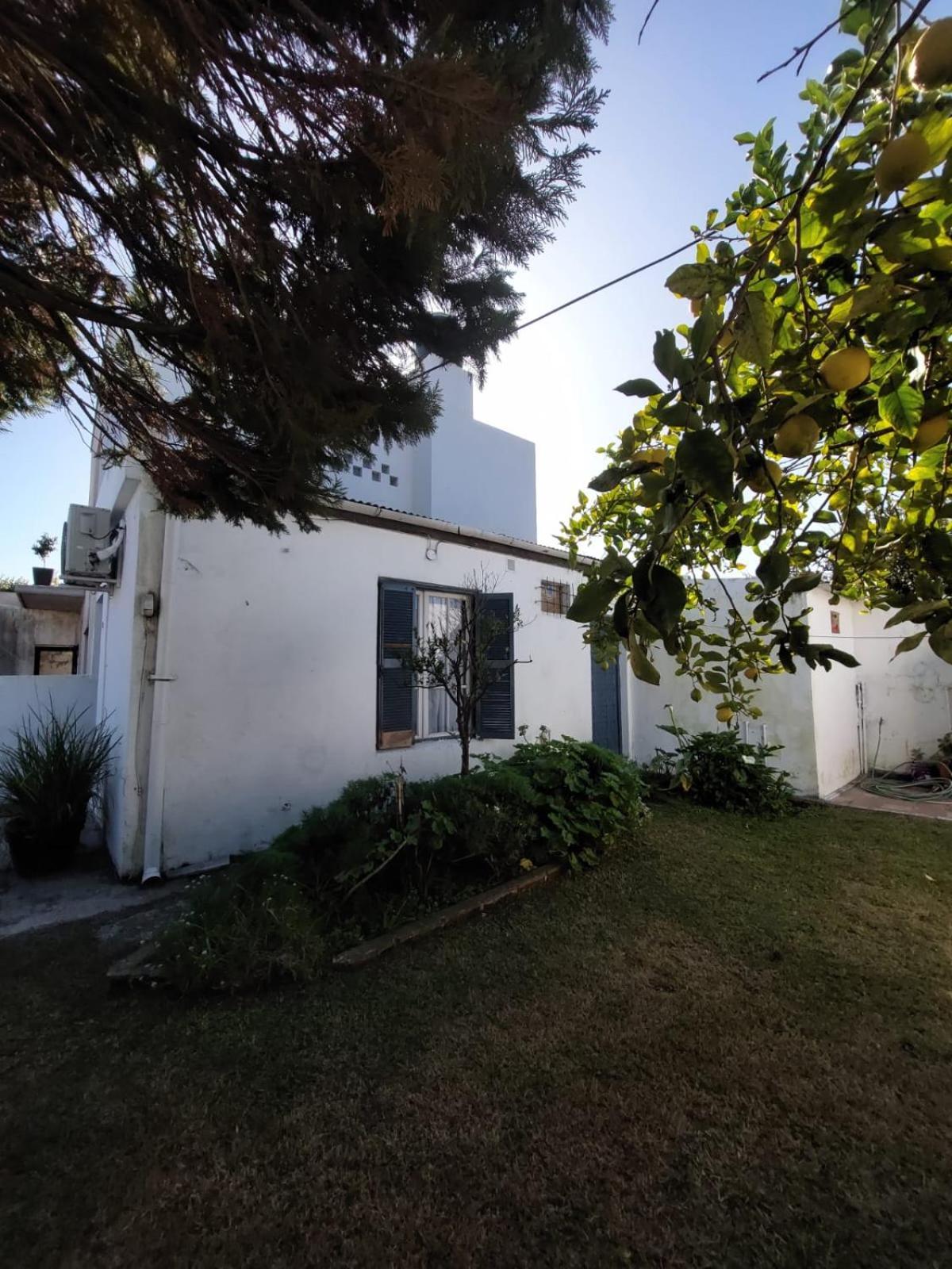 Casa Familiar Cerca De Termas * Dolores (Buenos Aires)